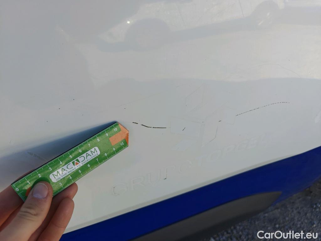  Opel  Combo OPEL  / 2018 / 3P / furgón derivado de turismo 1.5 TD 75kW (100CV) Express L H1 650kg #31