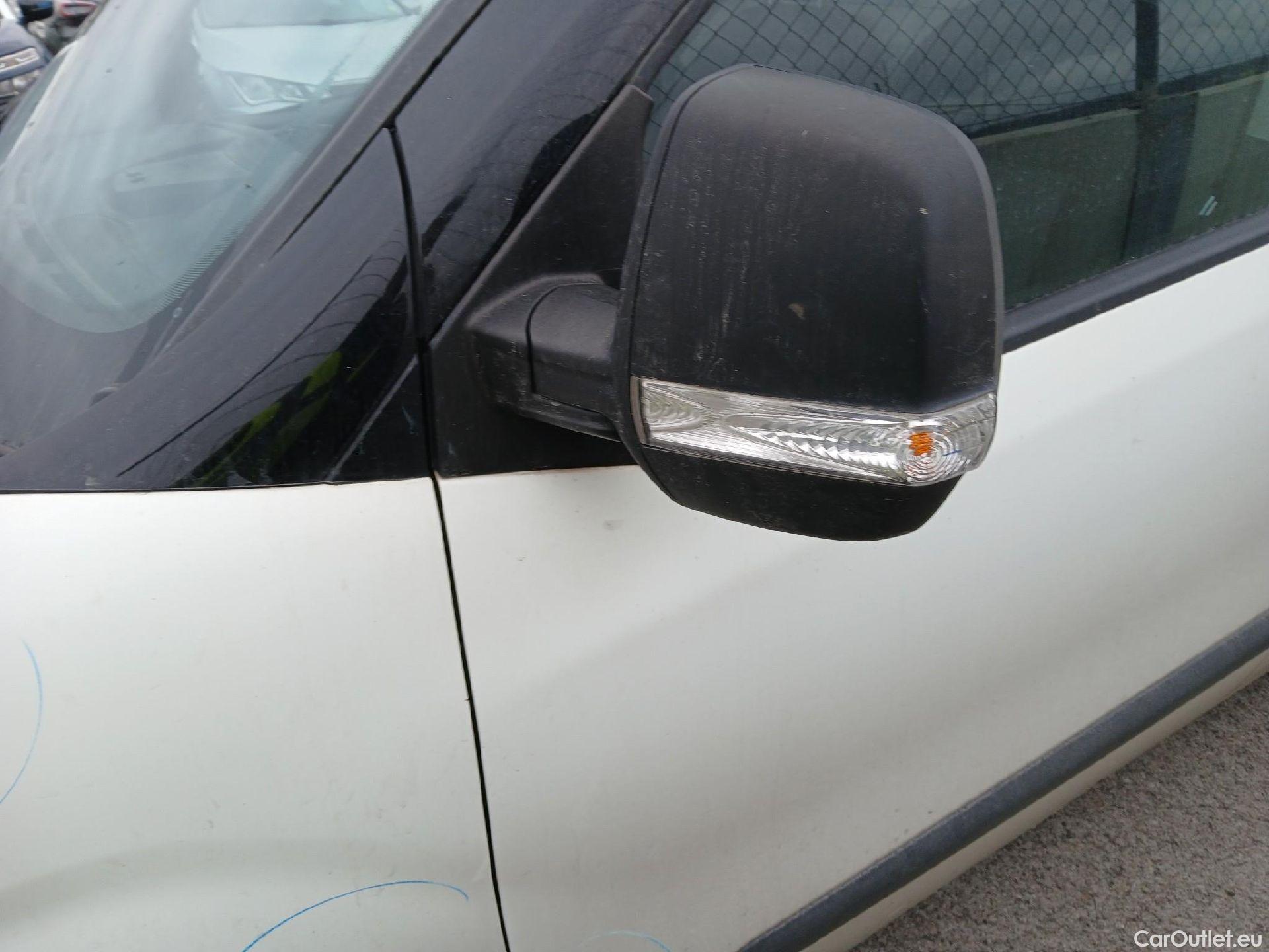  Opel  Combo OPEL  / 2012 / 3P / furgón derivado de turismo Cargo 1.3 CDTI 70kW (95CV) L1 H1 #26