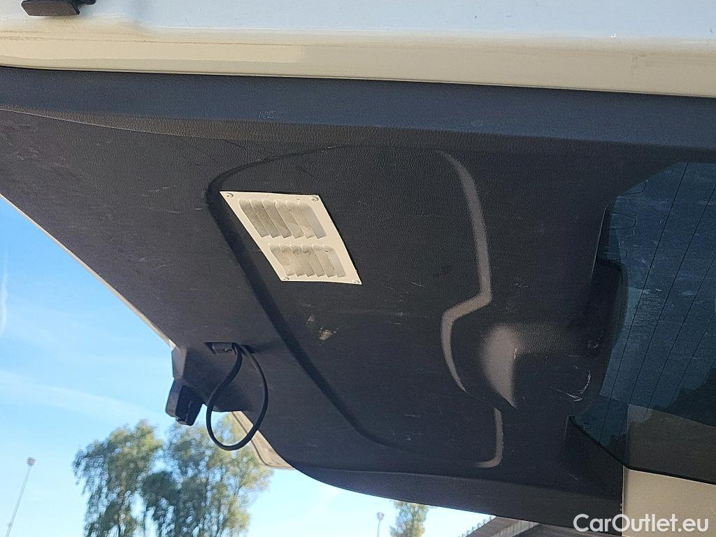  Ford  Grand Tourneo FORD  Connect / 2013 / 5P / monovolumen 1.5 TDCi 74kW (100CV) Titanium #26