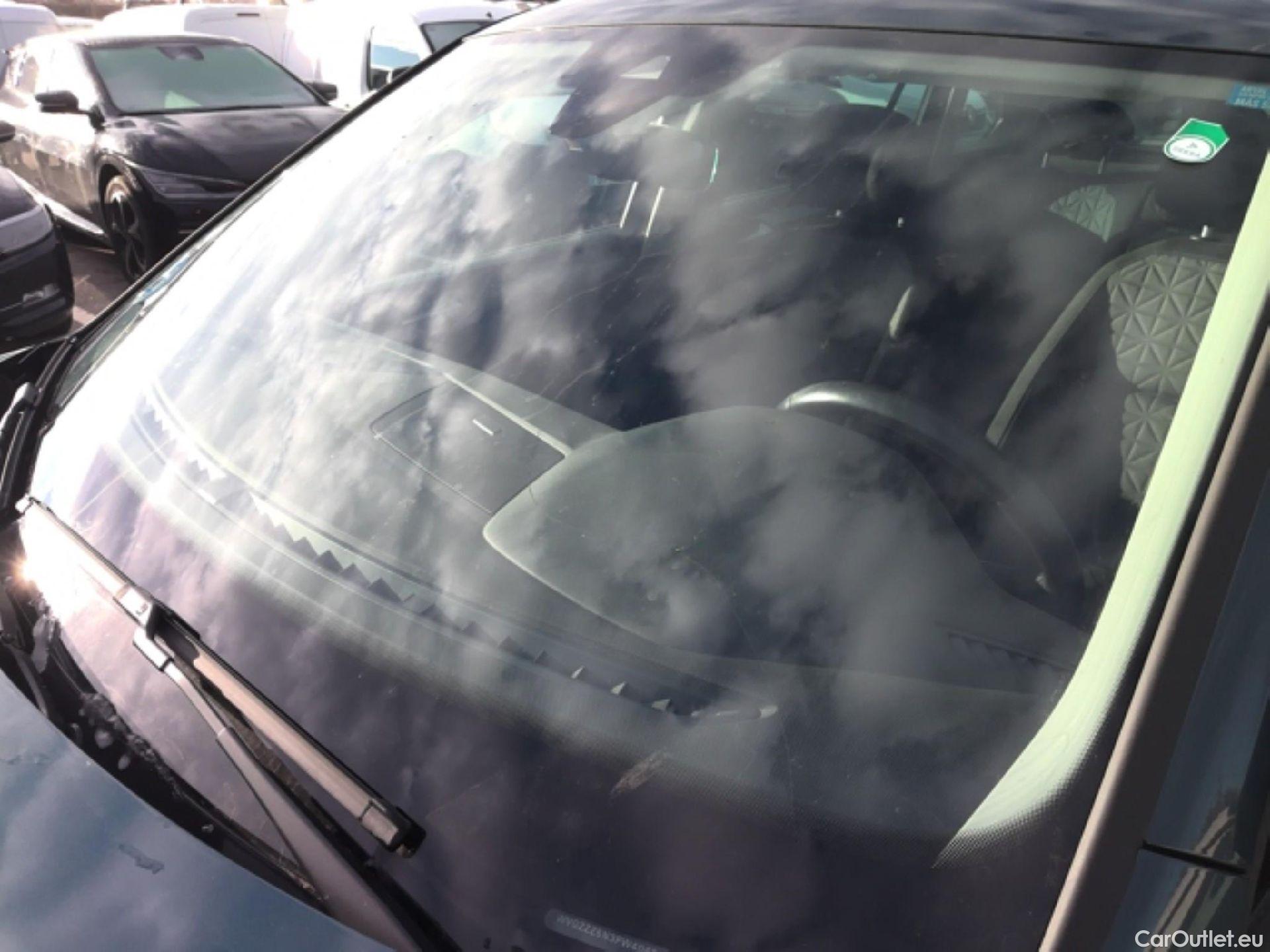  Volkswagen  Tiguan VOLKSWAGEN  / 2020 / 5P / todoterreno Life 1.4 TSI eHybrid 180kW (245CV) DSG #39