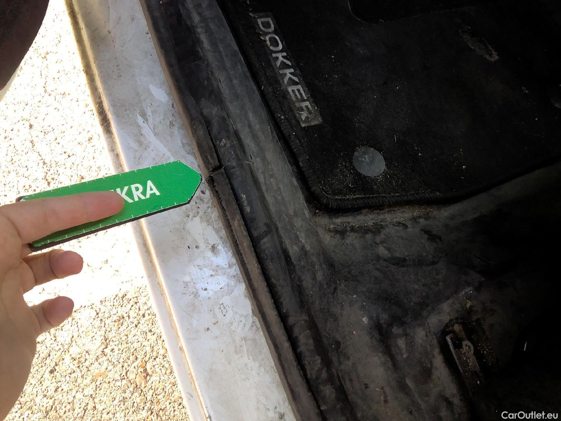  Dacia  Dokker DACIA  / 2013 / 4P / furgón derivado de turismo Van Essential Blue dCi 70kW (95CV) #39