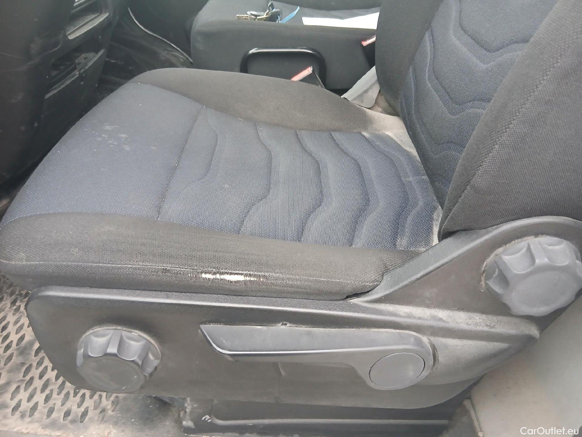  Iveco  Daily IVECO  / 2019 / 4P / furgón 2.3 TD 35S 16 V 3520L/H2 12 M3 #12