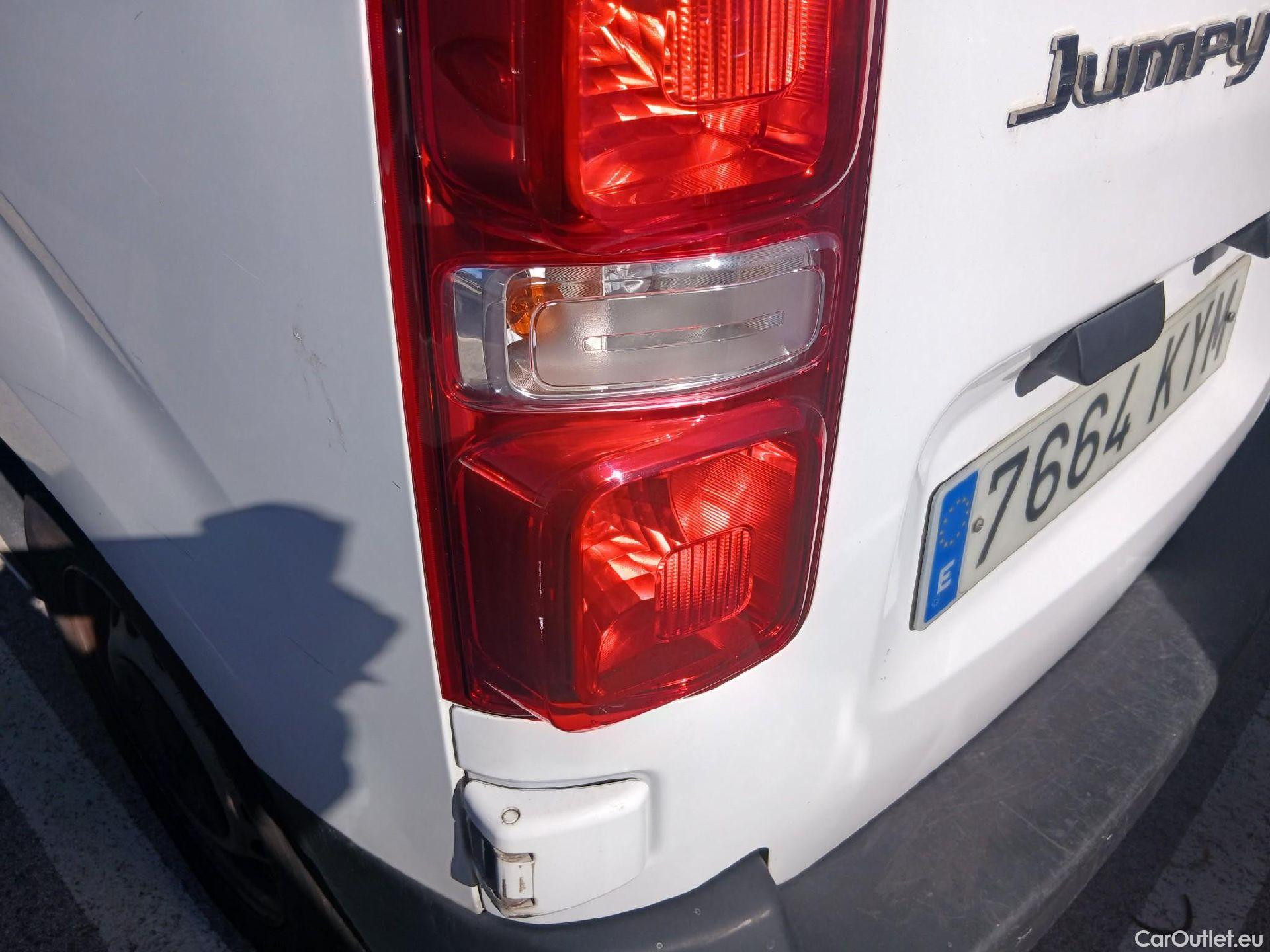  Citroen  Jumpy CITROEN  / 2016 / 4P / furgón Talla M BlueHDi 85KW (115CV) 6v Confort #28