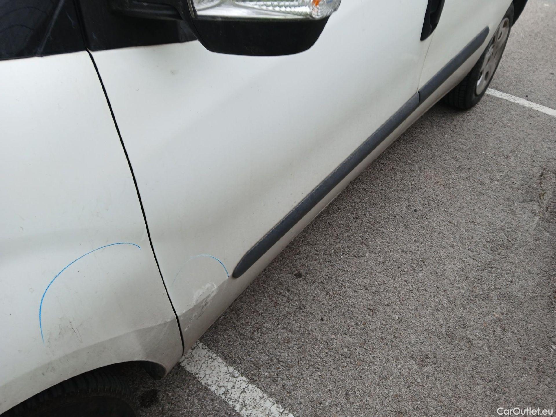  Opel  Combo OPEL  / 2012 / 3P / furgón derivado de turismo Cargo 1.3 CDTI 70kW (95CV) L1 H1 #24