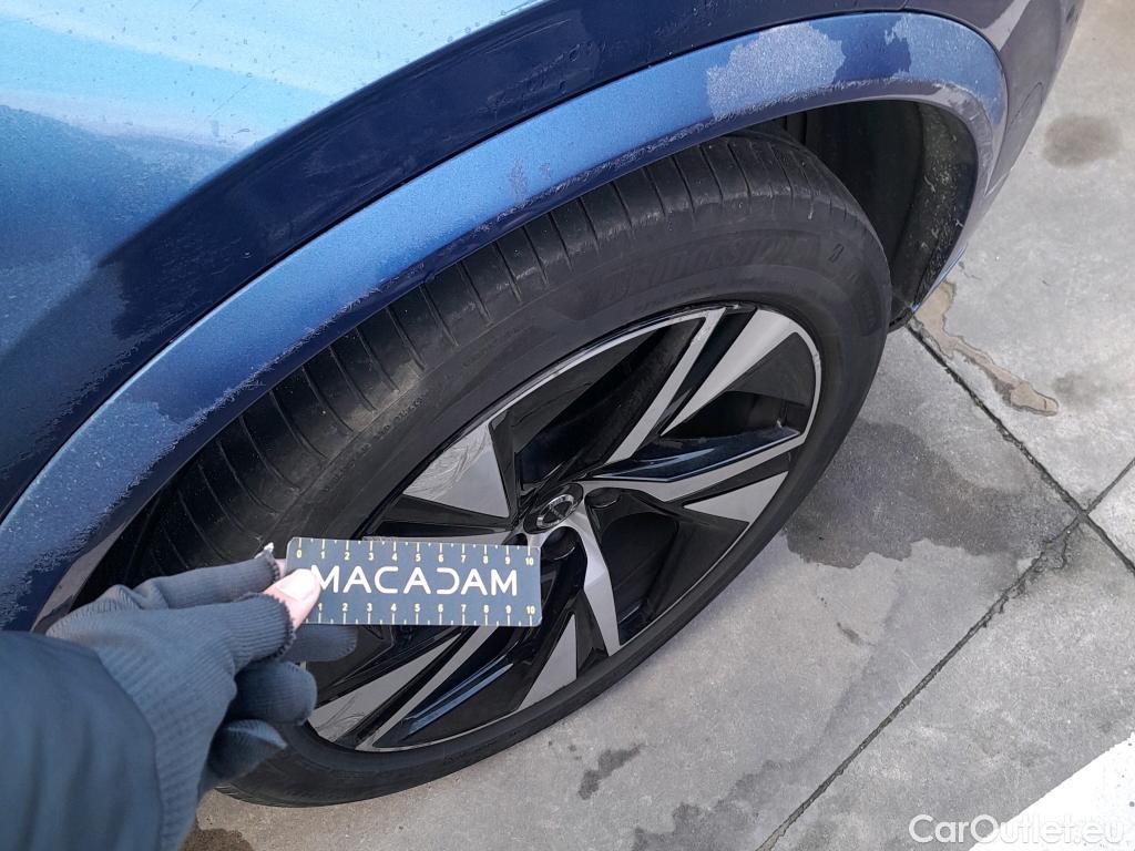  Volvo  XC90  R Design AWD 2.0 B5 235CV AT8 E6dT #7