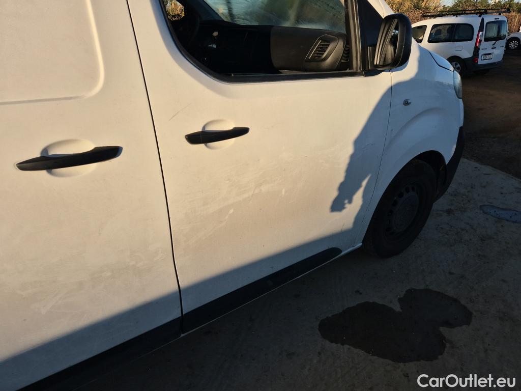  Citroen  Jumpy CITROEN  / 2016 / 4P / furgón Talla M BlueHDi 90KW (120CV) 6v Isotermo + equipo de frio #24