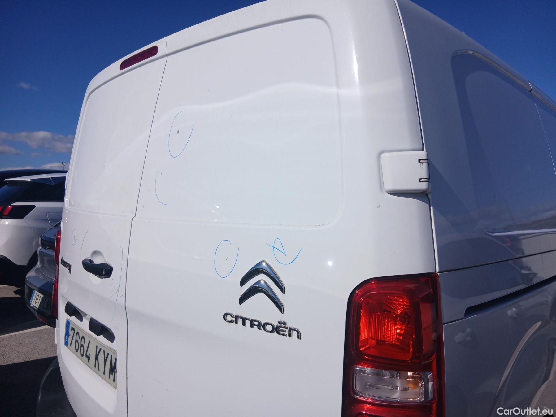  Citroen  Jumpy CITROEN  / 2016 / 4P / furgón Talla M BlueHDi 85KW (115CV) 6v Confort #33