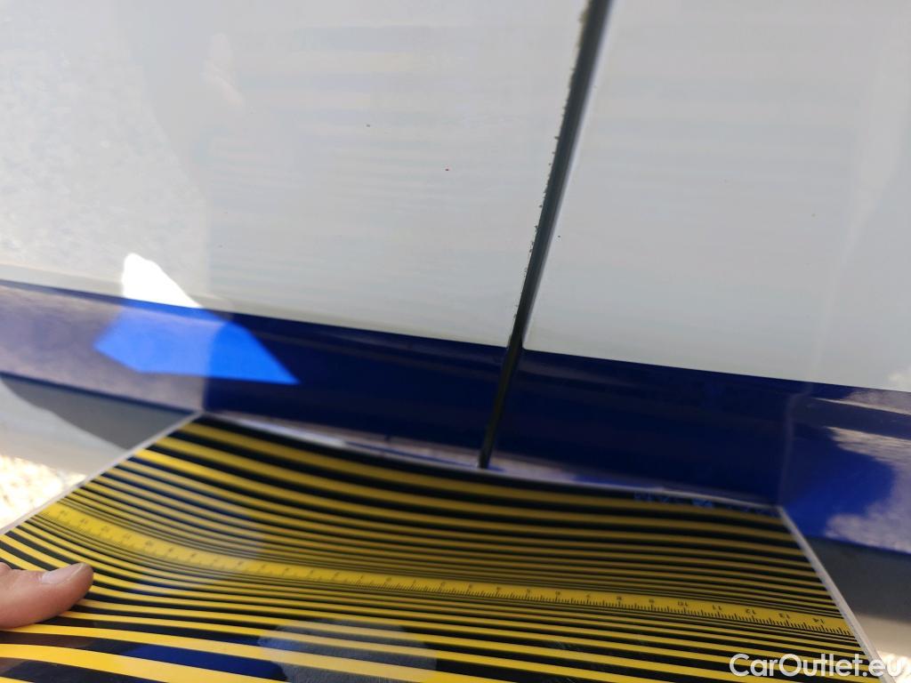  Opel  Combo OPEL  / 2018 / 3P / furgón derivado de turismo 1.5 TD 75kW (100CV) Express L H1 650kg #38