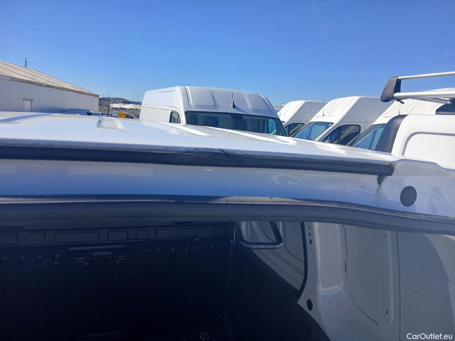  Citroen  Berlingo CITROEN  / 2018 / 3P / furgón derivado de turismo Talla M BlueHDi 100 CONTROL #6