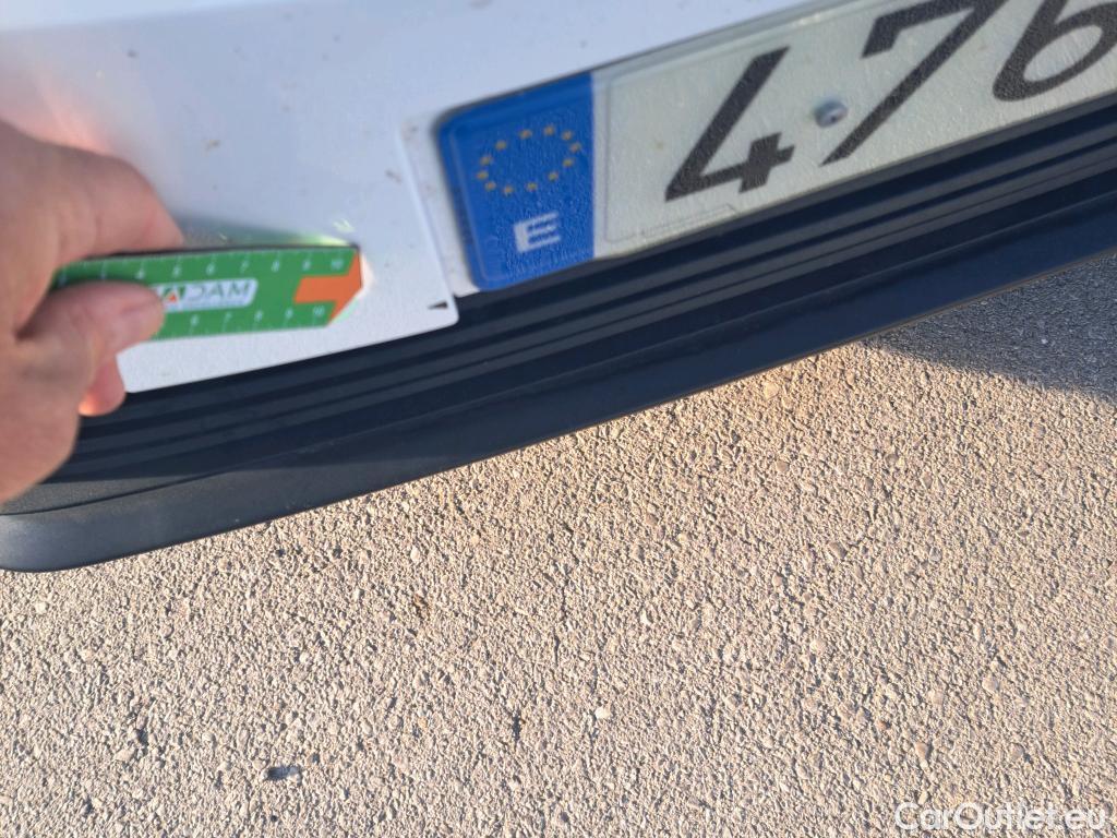  Opel  Combo OPEL  / 2018 / 4P / furgón derivado de turismo 1.5 TD 75kW (100CV) Select L H1 1000kg #24