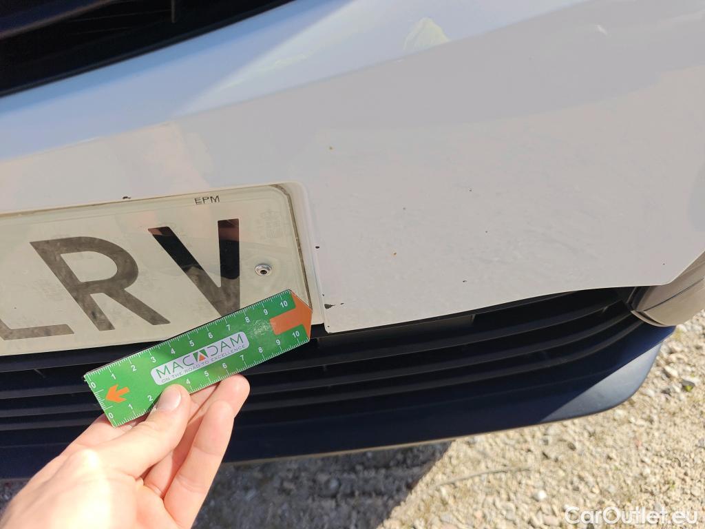  Opel  Combo OPEL  / 2018 / 3P / furgón derivado de turismo 1.5 TD 75kW (100CV) Express L H1 650kg #59