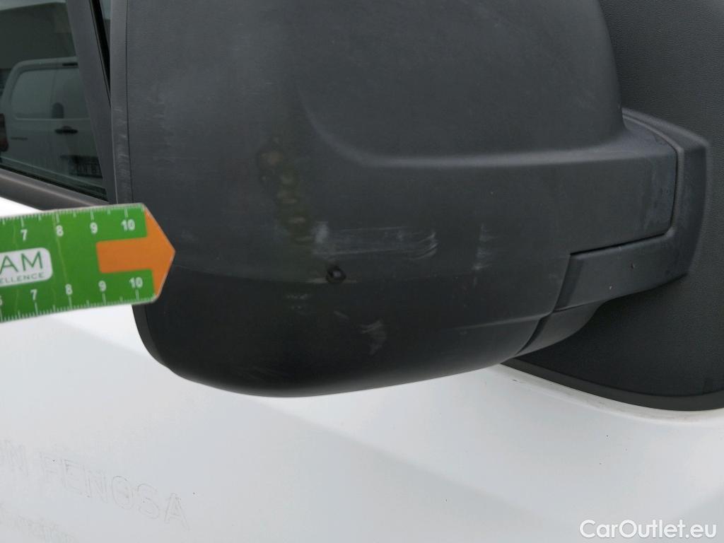  Opel  Vivaro OPEL  VU 4p 2G furgón 1.6 CDTI 115 CV Expression L2 H1 2.9t #35