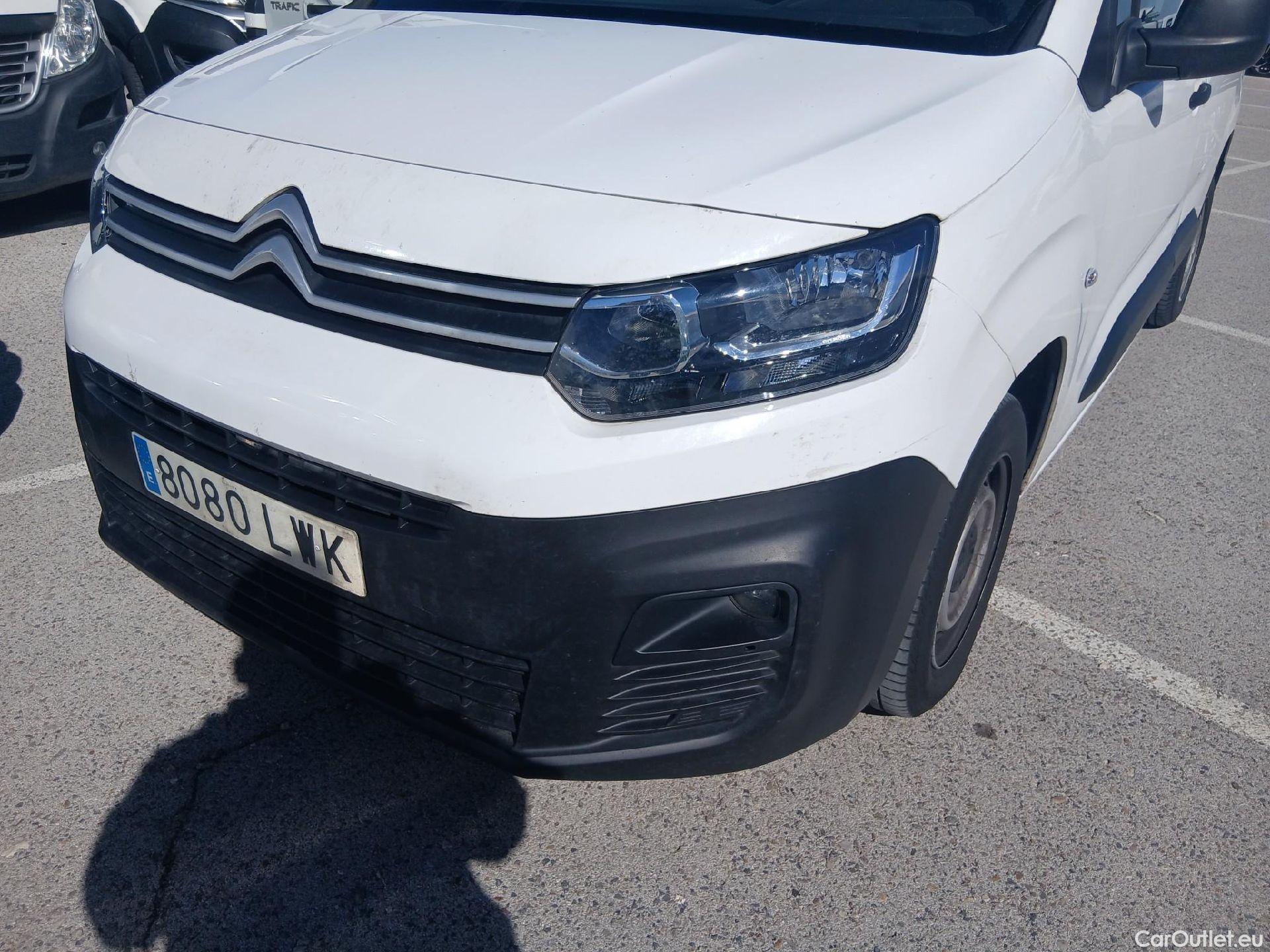  Citroen  Berlingo CITROEN  / 2018 / 3P / furgón derivado de turismo Talla M BlueHDi 100 CONTROL #12