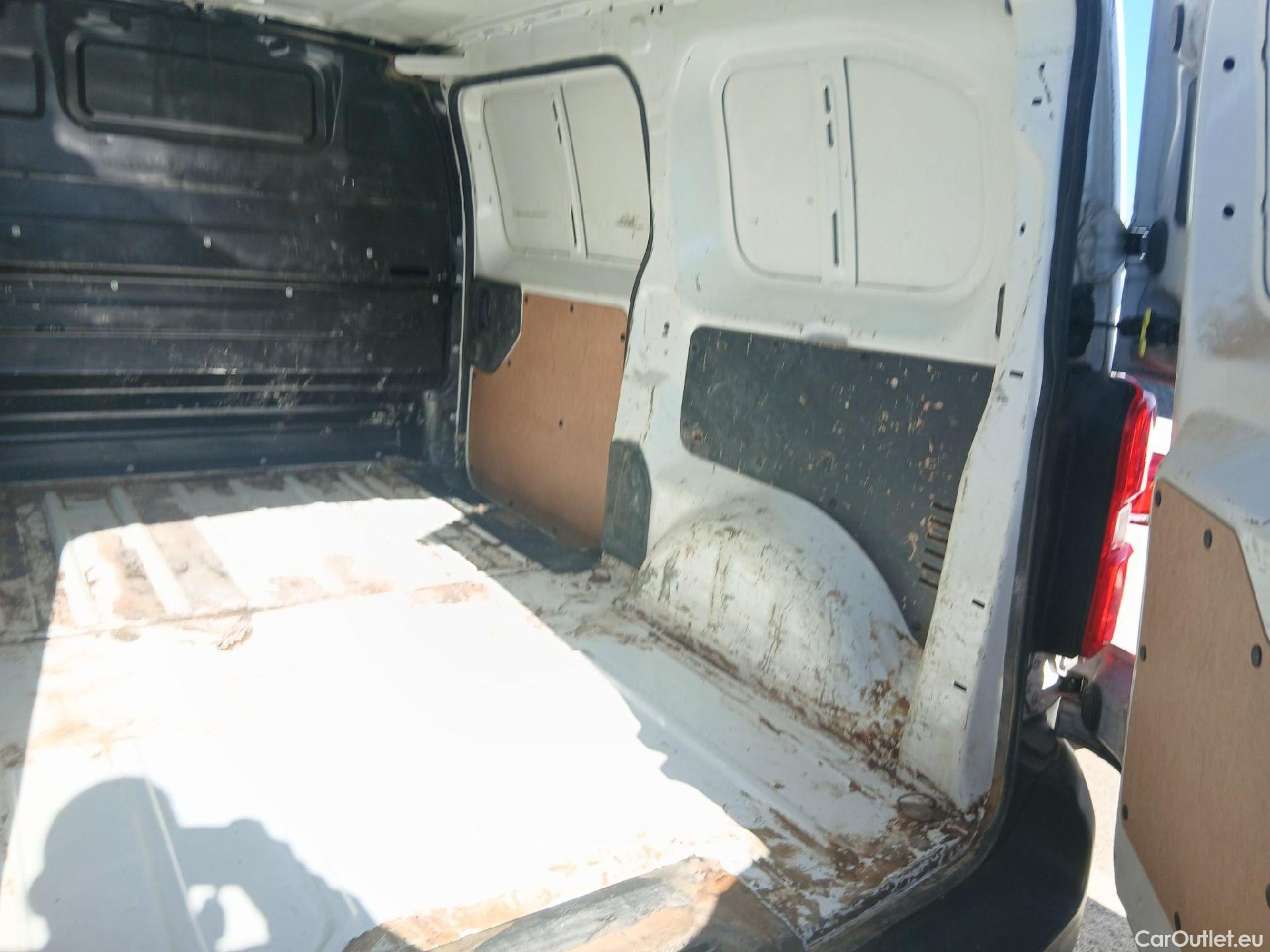  Citroen  Jumpy CITROEN  / 2016 / 4P / furgón Talla M BlueHDi 85KW (115CV) 6v Confort #4