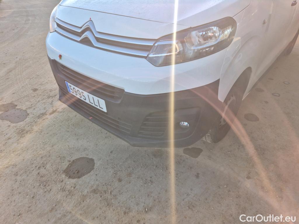  Citroen  Jumpy CITROEN  / 2016 / 4P / furgón Talla M BlueHDi 90KW (120CV) 6v Isotermo + equipo de frio #4