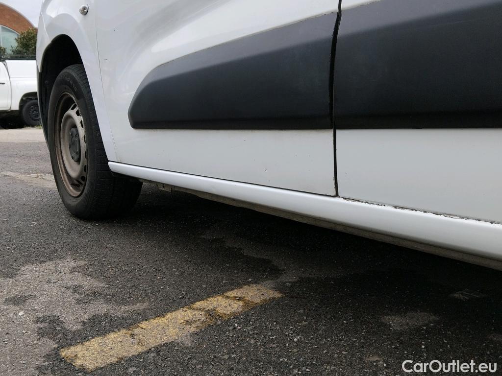  Citroen  Berlingo CITROEN  / 2018 / 3P / furgón derivado de turismo Talla M BlueHDi 100 CONTROL #56