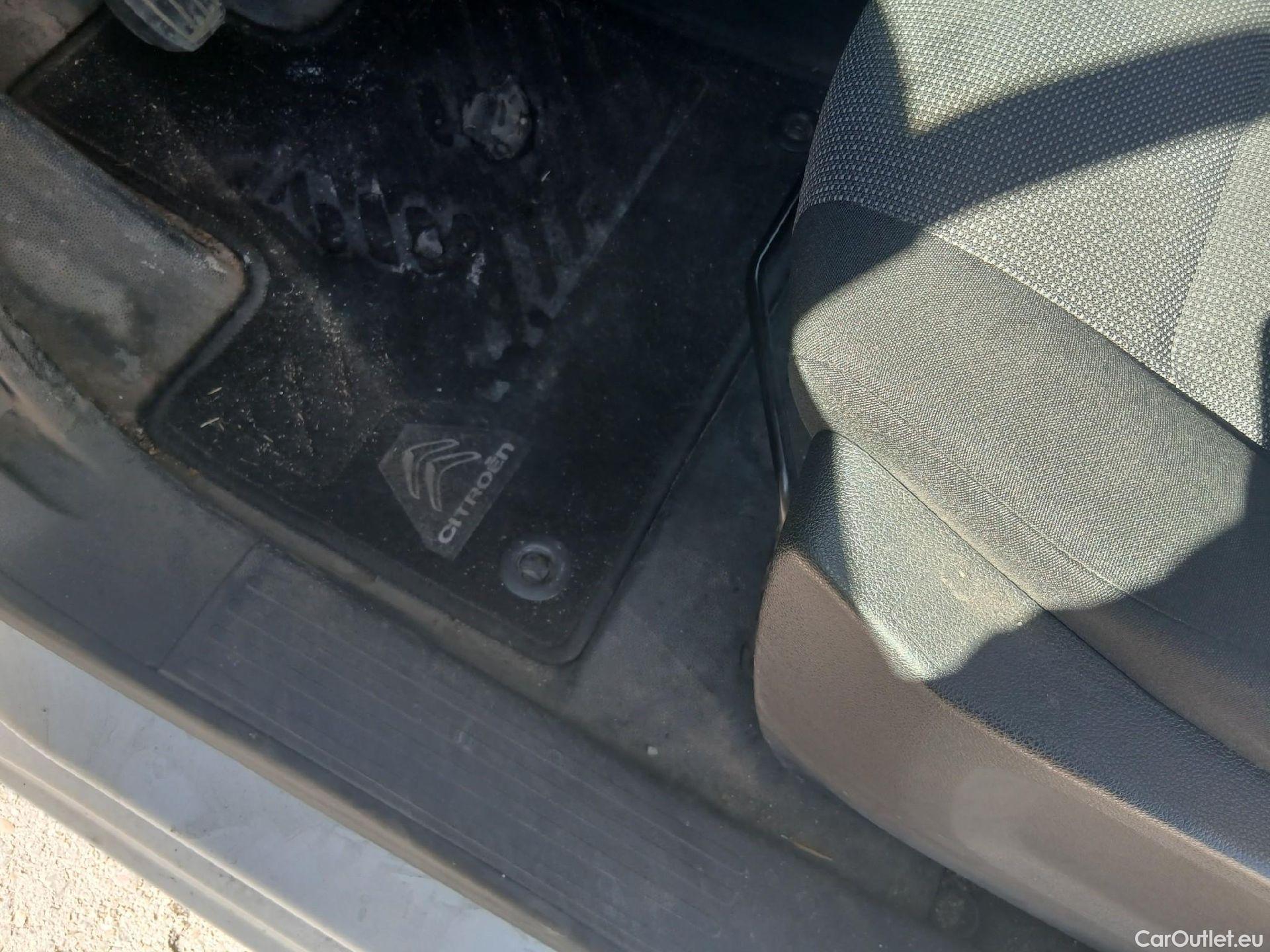  Citroen  Berlingo CITROEN  / 2018 / 3P / furgón derivado de turismo Talla M BlueHDi 100 CONTROL #8