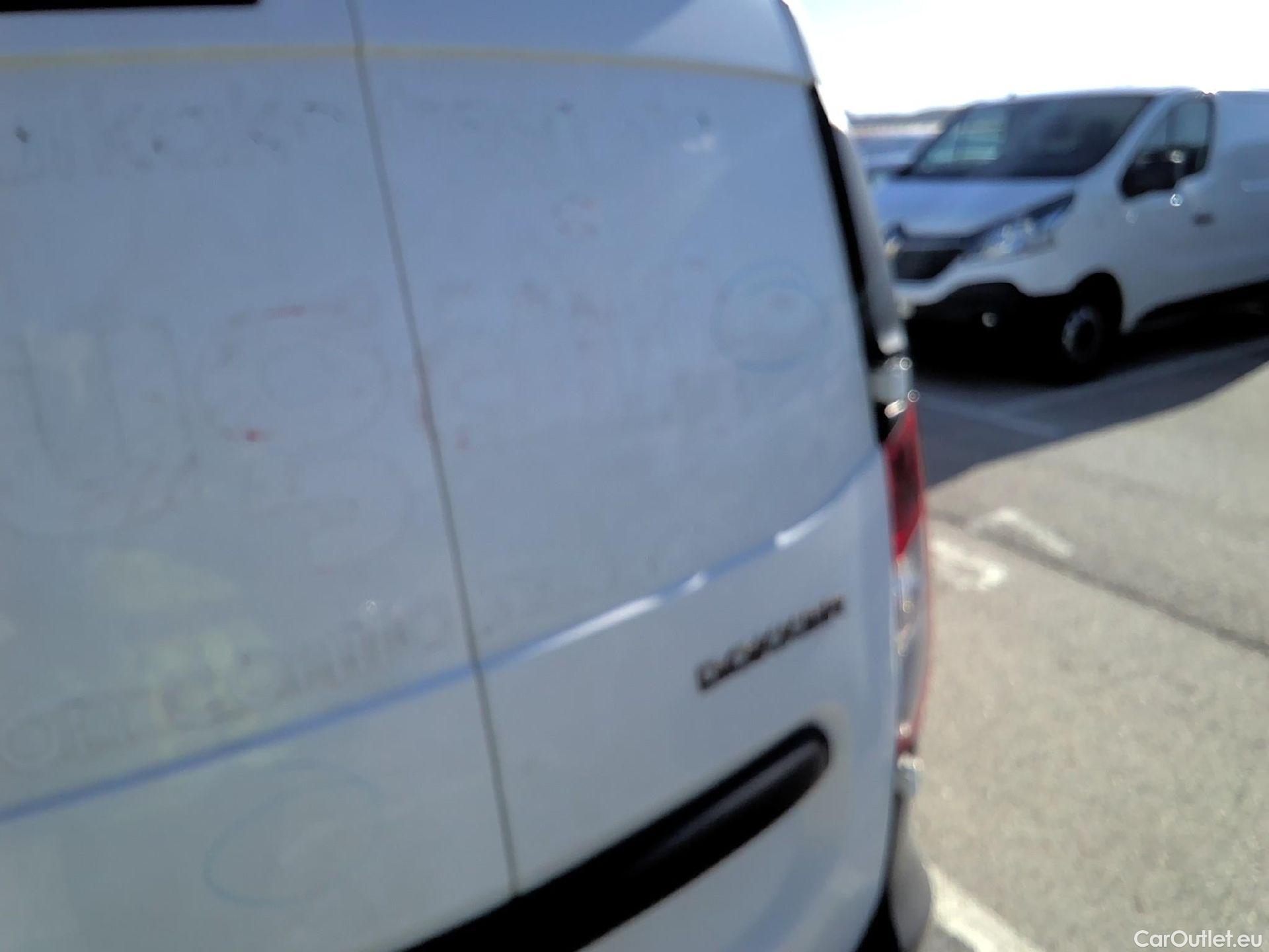  Dacia  Dokker DACIA  / 2013 / 4P / furgón derivado de turismo Van Essential Blue dCi 70kW (95CV) #26