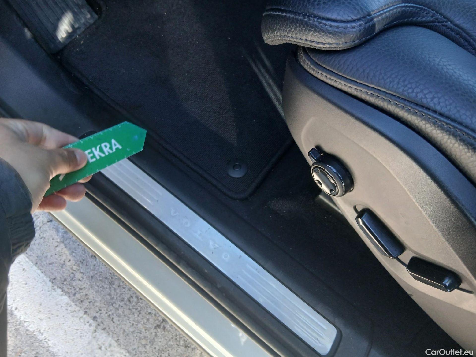  Volvo  XC60 VOLVO  / 2017 / 5P / todoterreno 2.0 B4 D AWD Inscription Auto #2