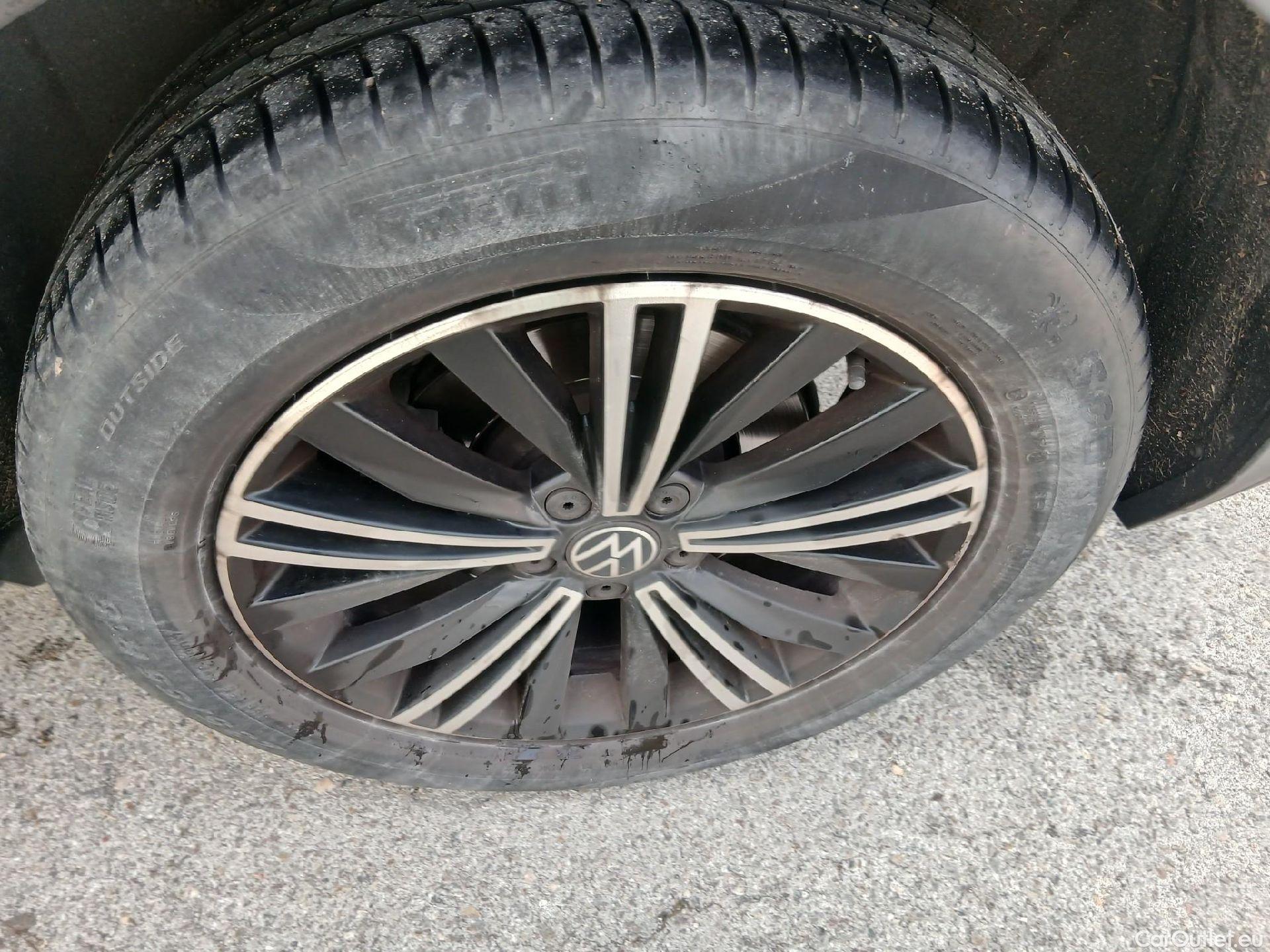  Volkswagen  Tiguan VOLKSWAGEN  / 2020 / 5P / todoterreno Life 1.4 TSI eHybrid 180kW (245CV) DSG #2