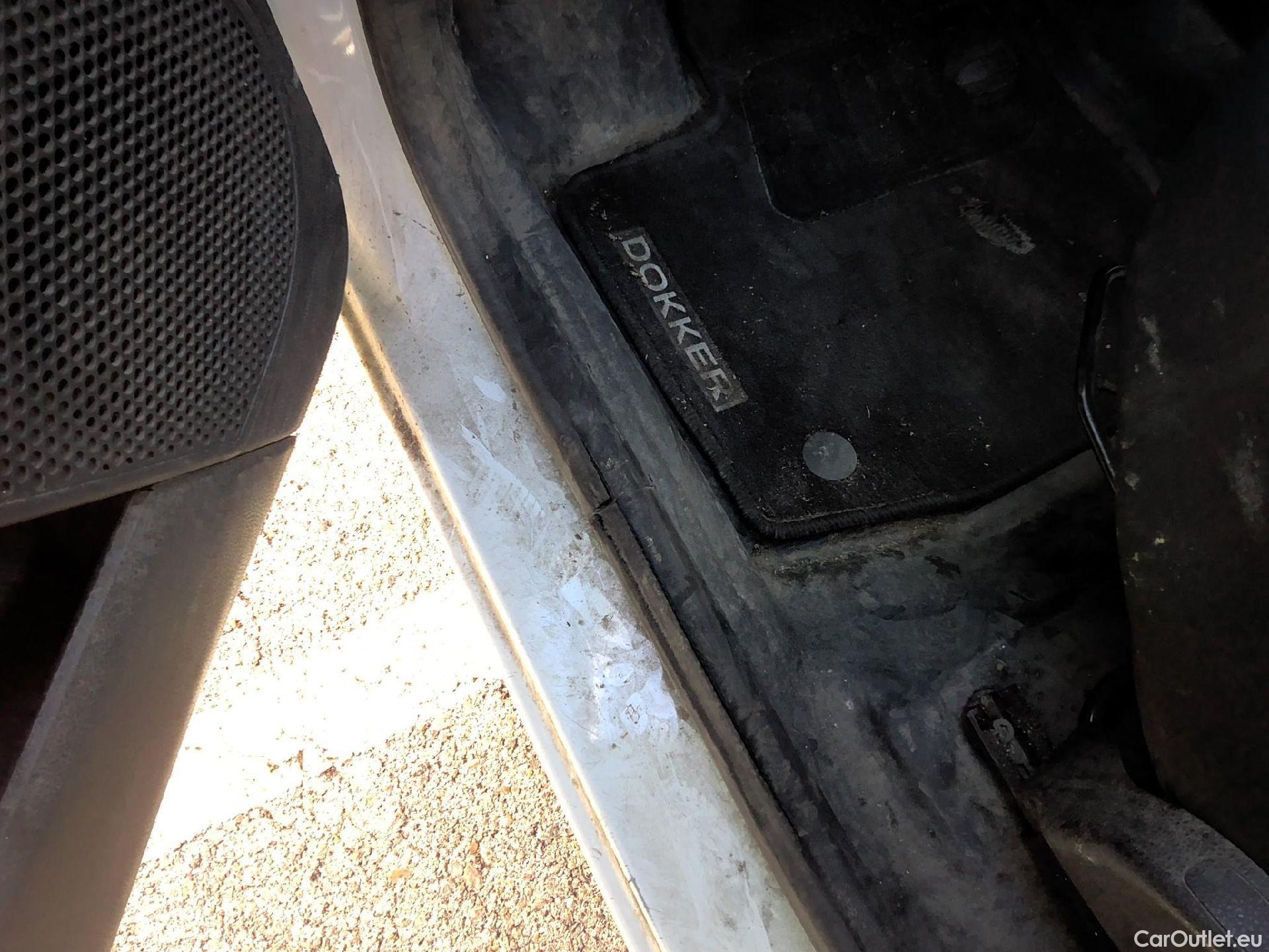  Dacia  Dokker DACIA  / 2013 / 4P / furgón derivado de turismo Van Essential Blue dCi 70kW (95CV) #38