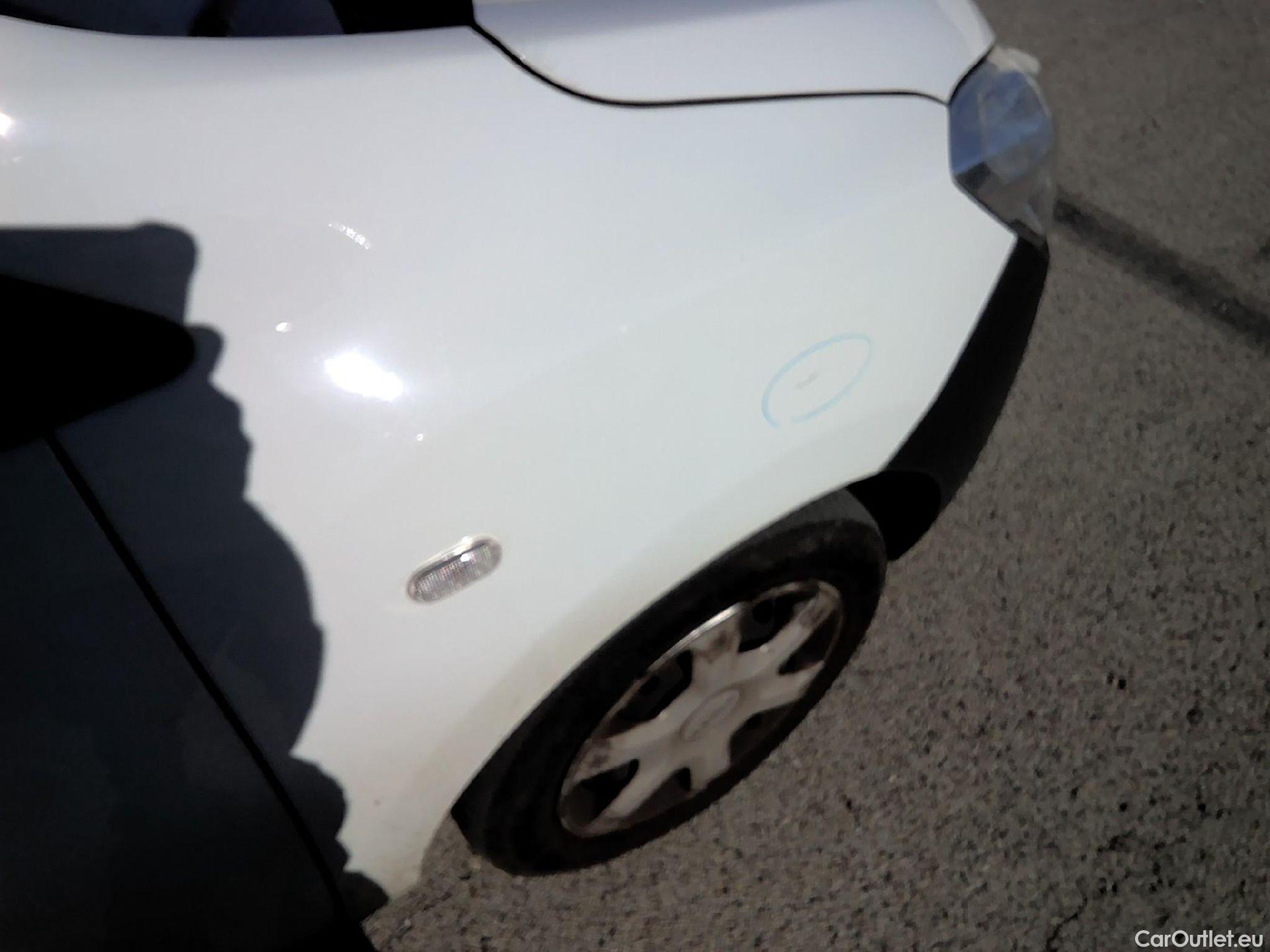  Dacia  Dokker DACIA  / 2013 / 4P / furgón derivado de turismo Van Essential Blue dCi 70kW (95CV) #36