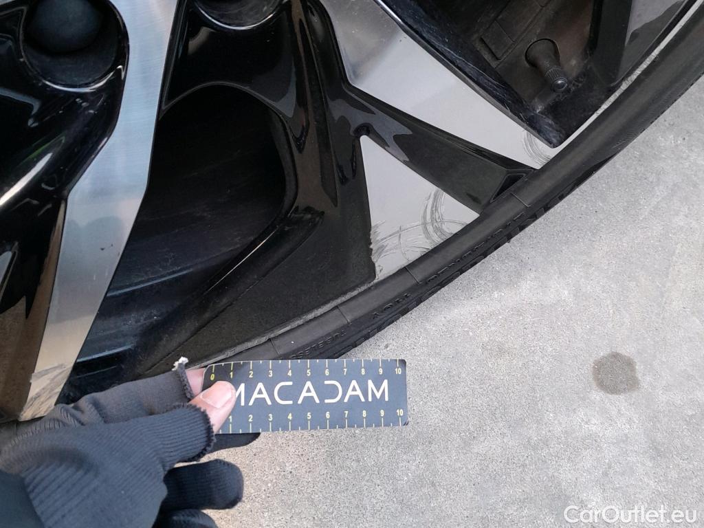  Volvo  XC90  R Design AWD 2.0 B5 235CV AT8 E6dT #6