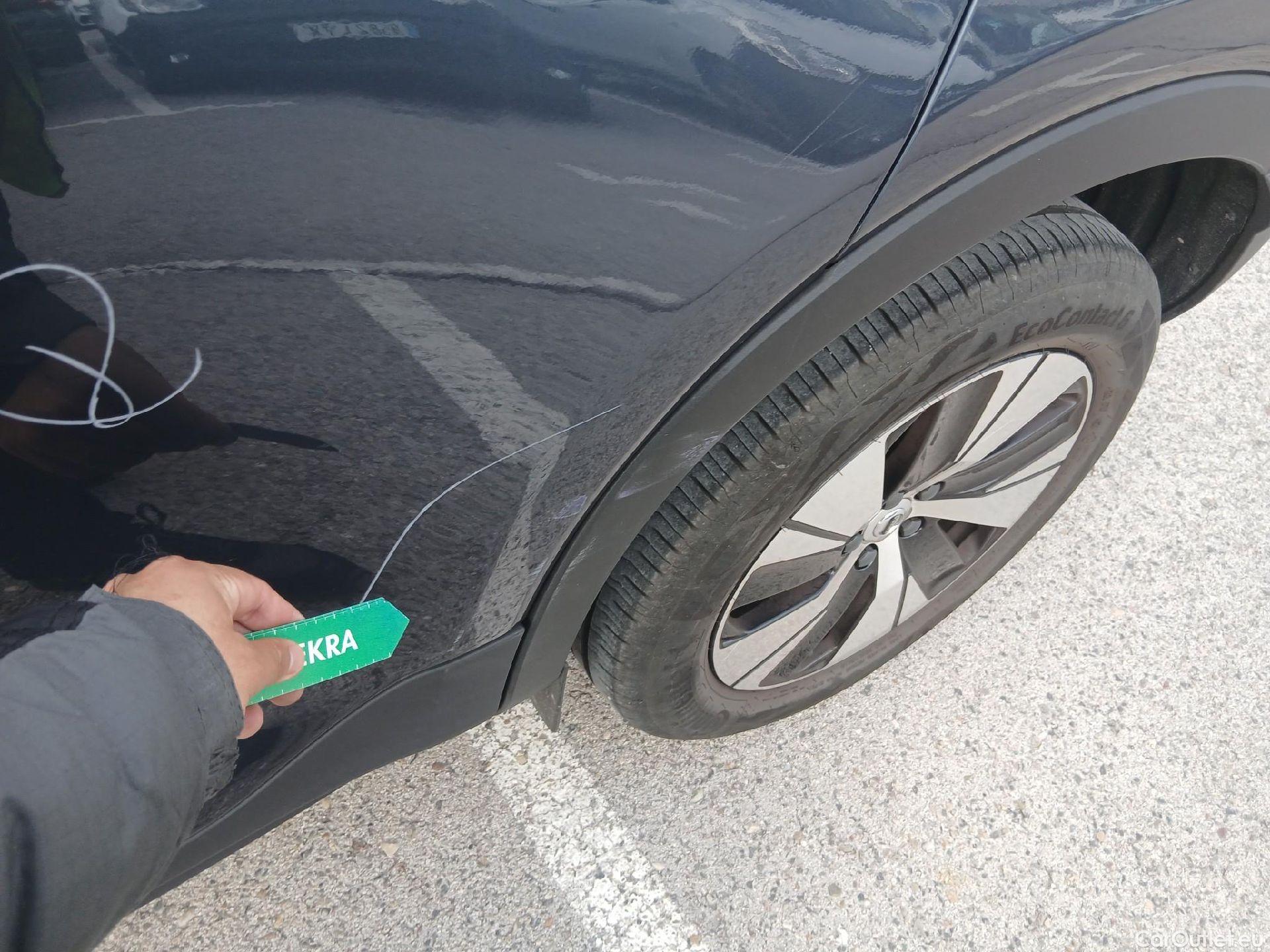  Volvo  XC 40 VOLVO XC40 / 2017 / 5P / todoterreno 1.5 T2 Momentum Pro Auto #9