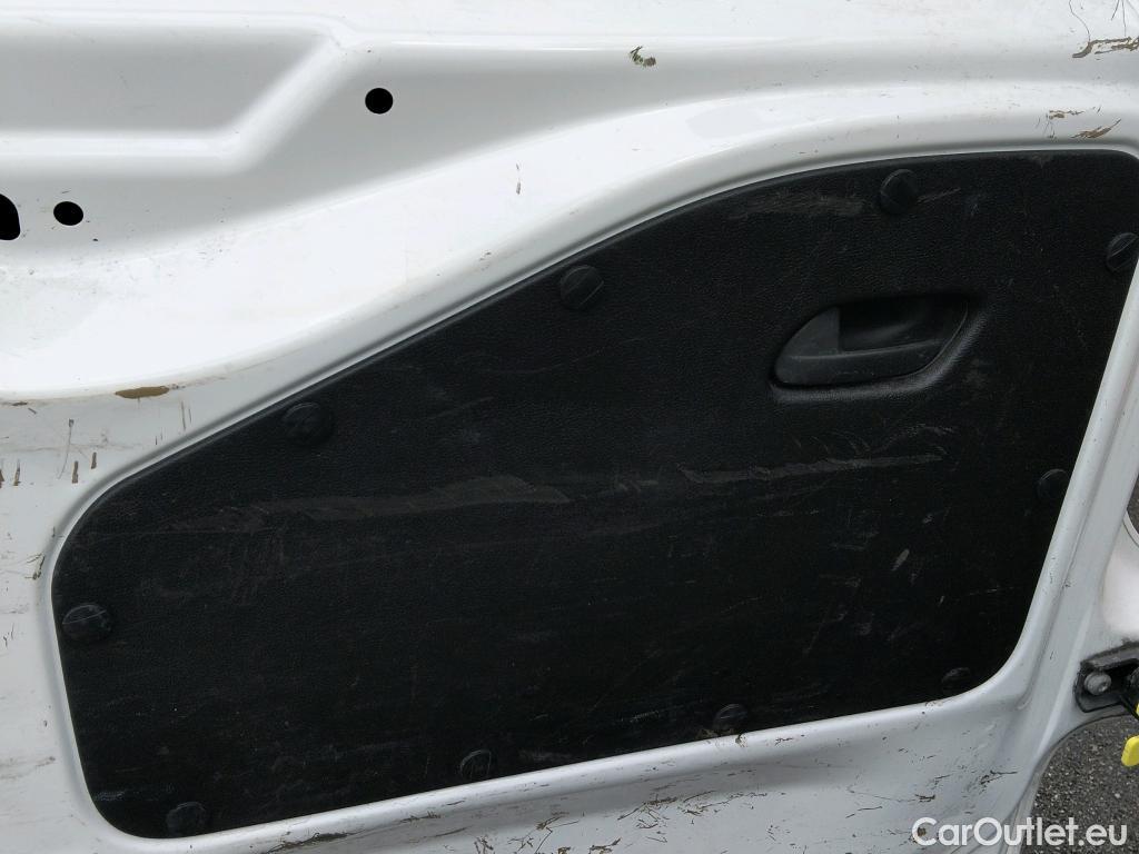  Citroen  Berlingo CITROEN  / 2018 / 3P / furgón derivado de turismo Talla M BlueHDi 100 CONTROL #39