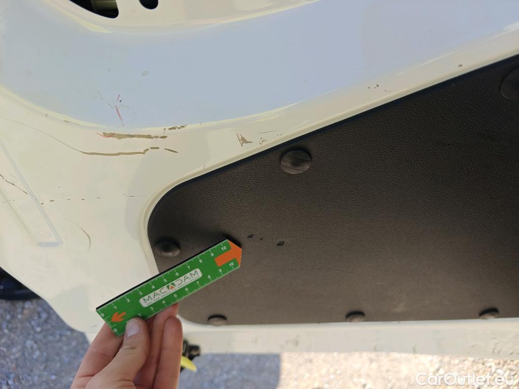  Opel  Combo OPEL  / 2018 / 3P / furgón derivado de turismo 1.5 TD 75kW (100CV) Express L H1 650kg #74