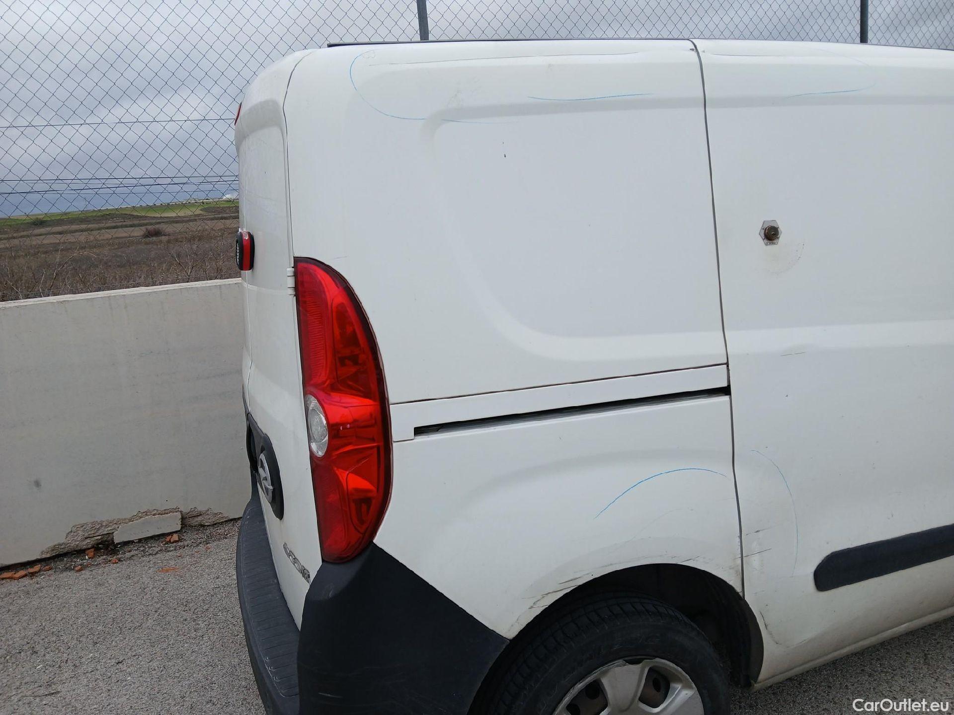  Opel  Combo OPEL  / 2012 / 3P / furgón derivado de turismo Cargo 1.3 CDTI 70kW (95CV) L1 H1 #32
