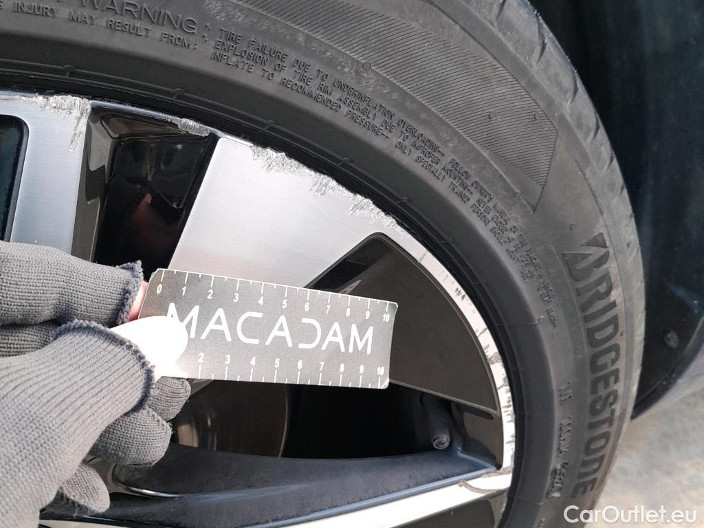  Volvo  XC90  R Design AWD 2.0 B5 235CV AT8 E6dT #4