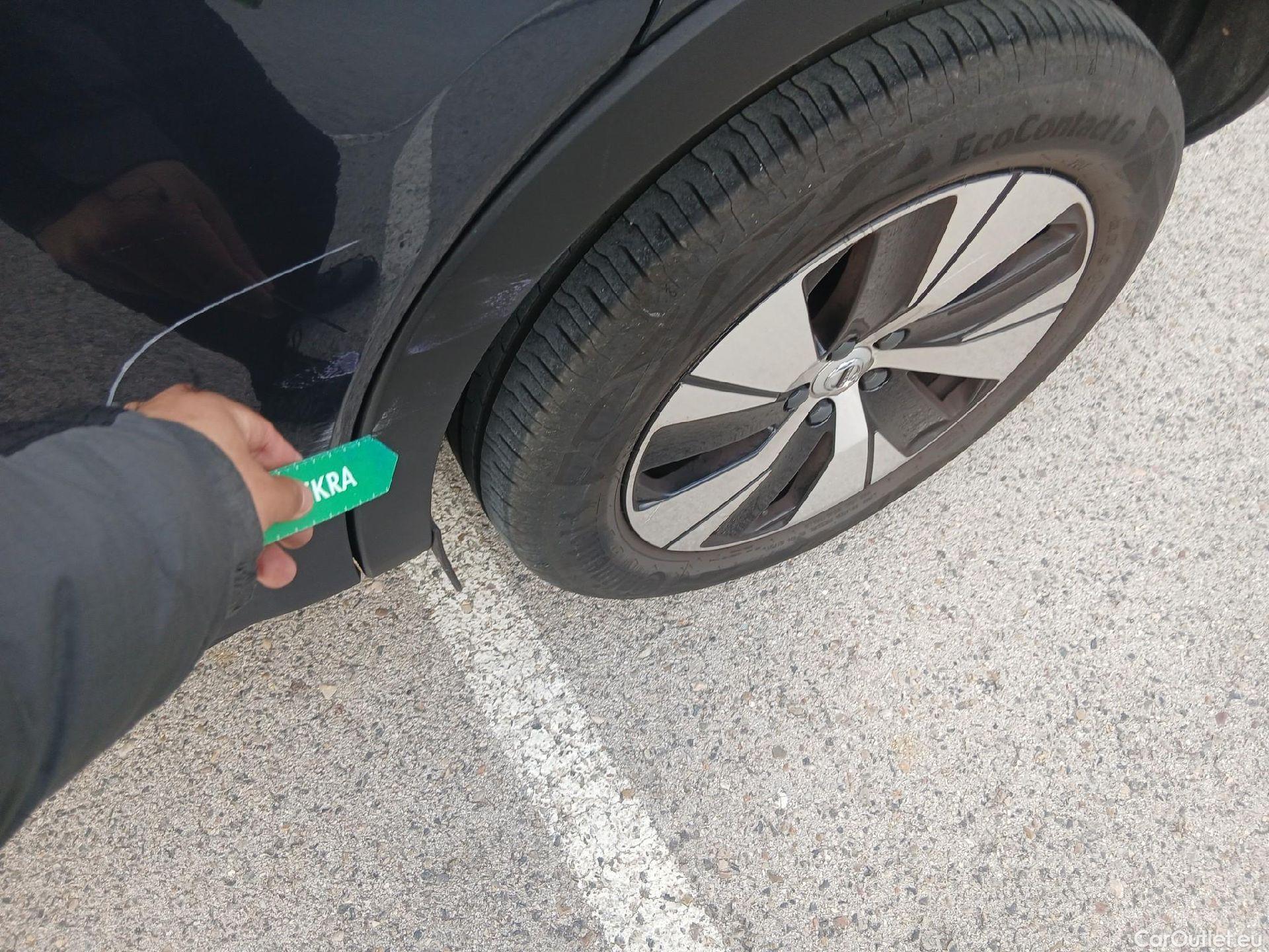  Volvo  XC 40 VOLVO XC40 / 2017 / 5P / todoterreno 1.5 T2 Momentum Pro Auto #11