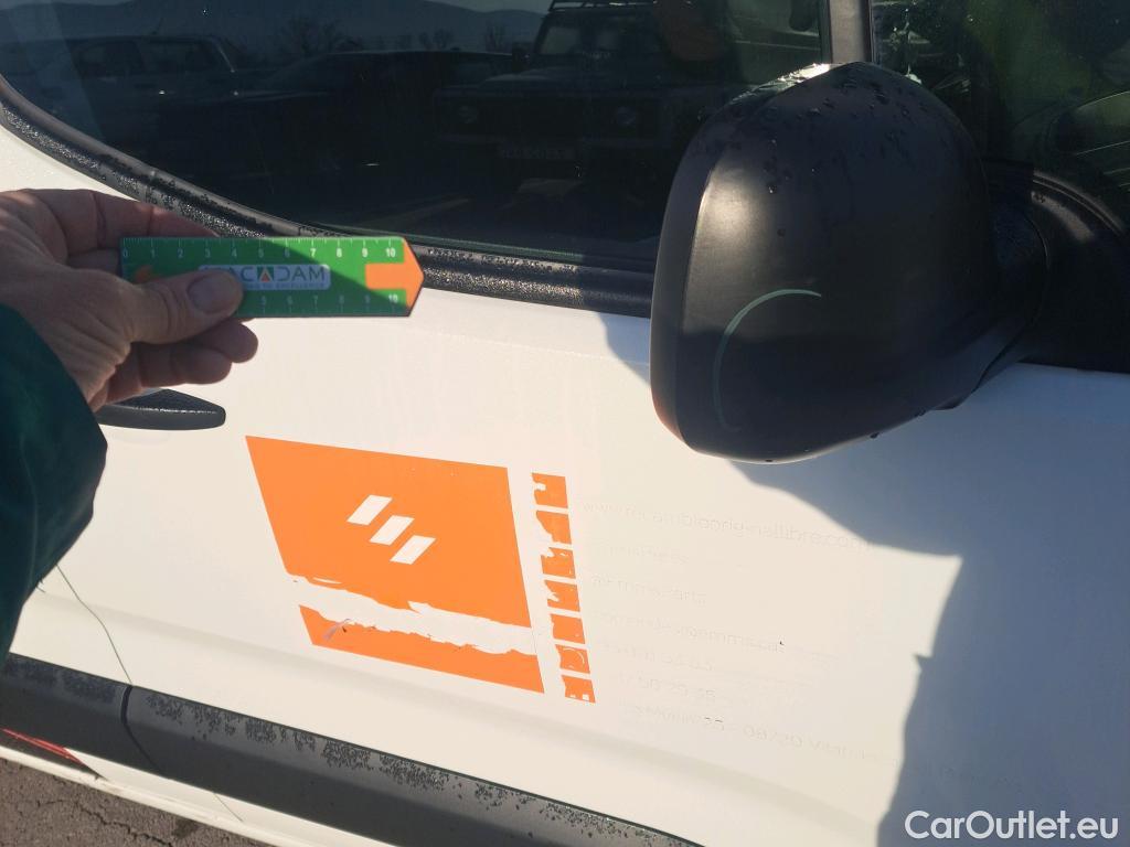  Opel  Combo OPEL  / 2018 / 4P / furgón derivado de turismo 1.5 TD 75kW (100CV) Select L H1 1000kg #37