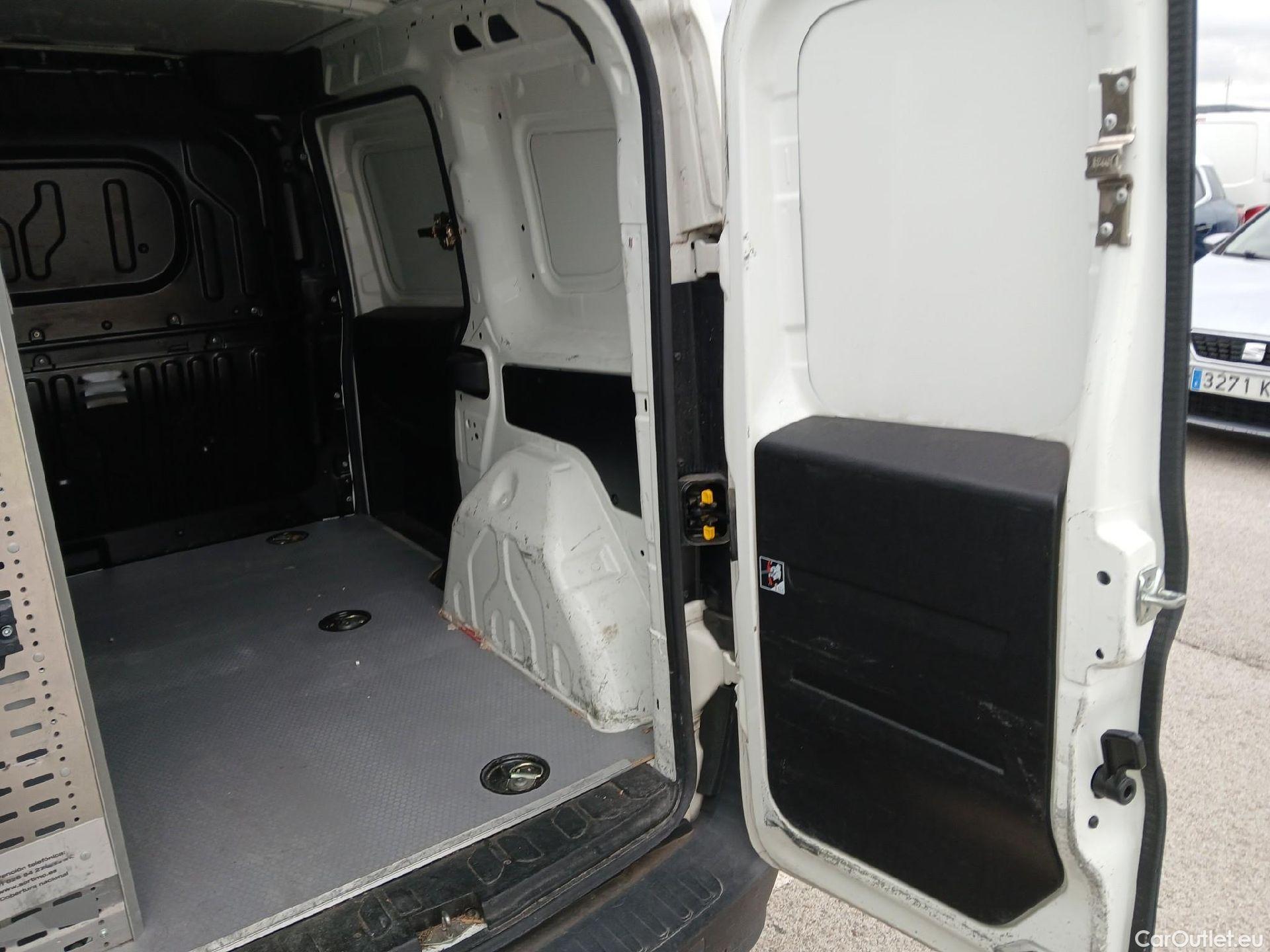  Opel  Combo OPEL  / 2012 / 3P / furgón derivado de turismo Cargo 1.3 CDTI 70kW (95CV) L1 H1 #3