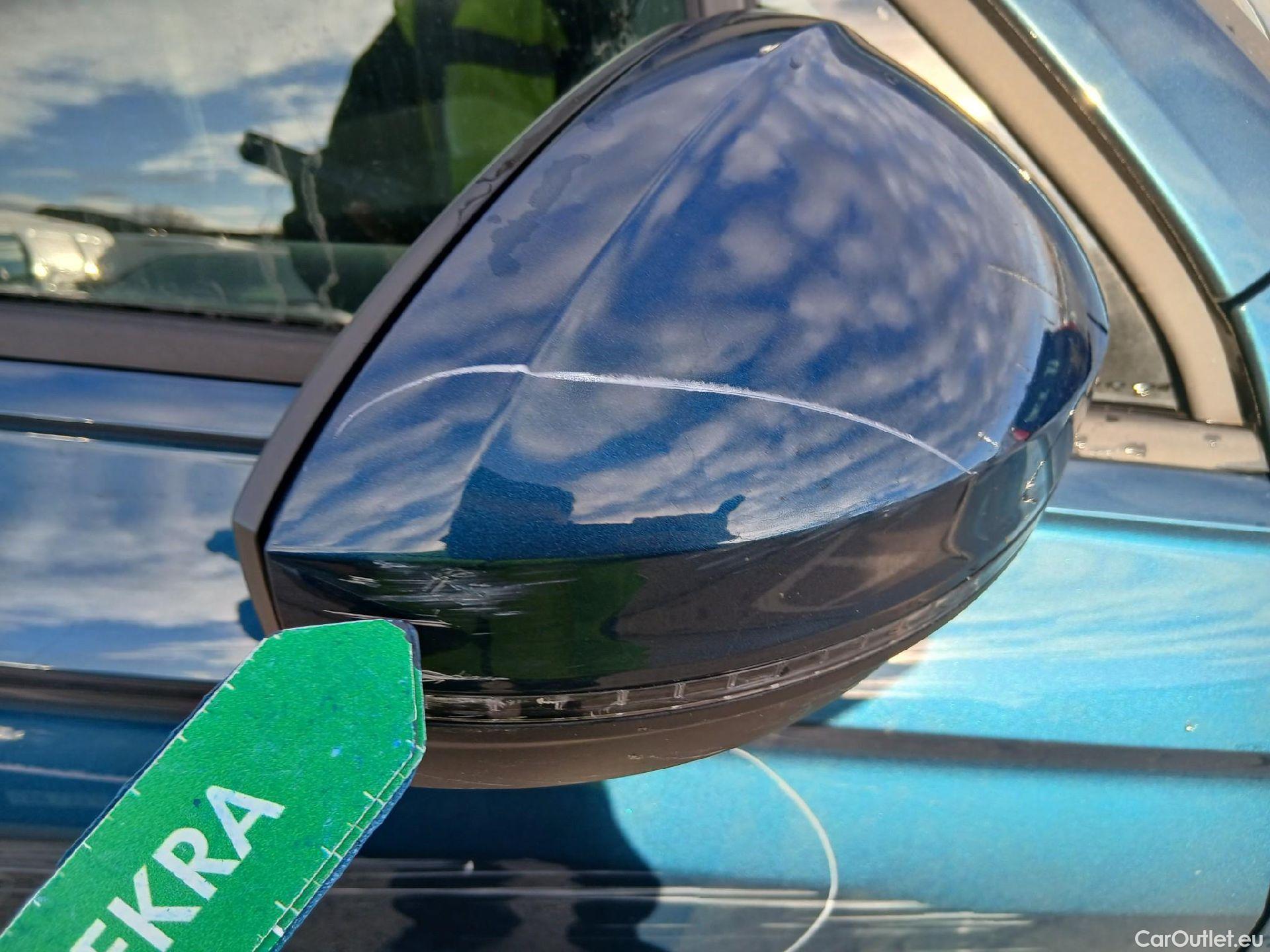  Volkswagen  Tiguan VOLKSWAGEN  / 2020 / 5P / todoterreno Life 1.4 TSI eHybrid 180kW (245CV) DSG #32