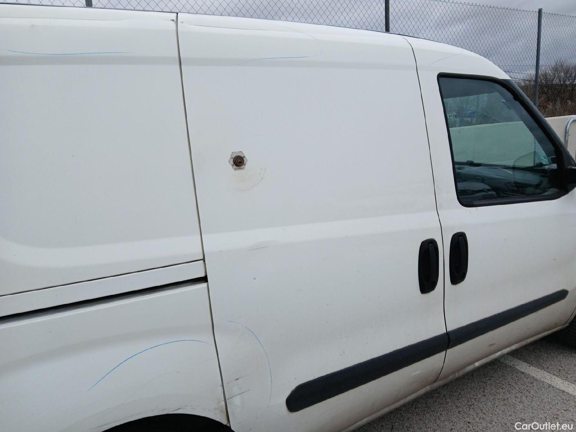  Opel  Combo OPEL  / 2012 / 3P / furgón derivado de turismo Cargo 1.3 CDTI 70kW (95CV) L1 H1 #33