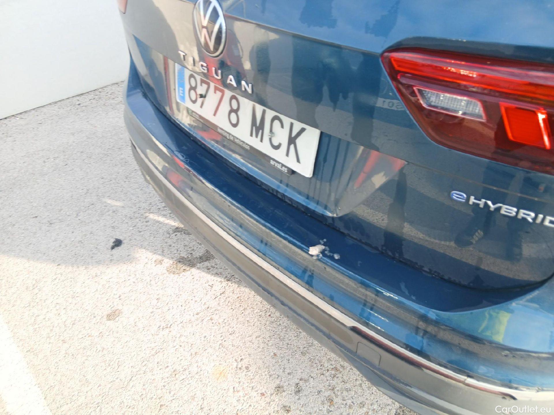  Volkswagen  Tiguan VOLKSWAGEN  / 2020 / 5P / todoterreno Life 1.4 TSI eHybrid 180kW (245CV) DSG #17