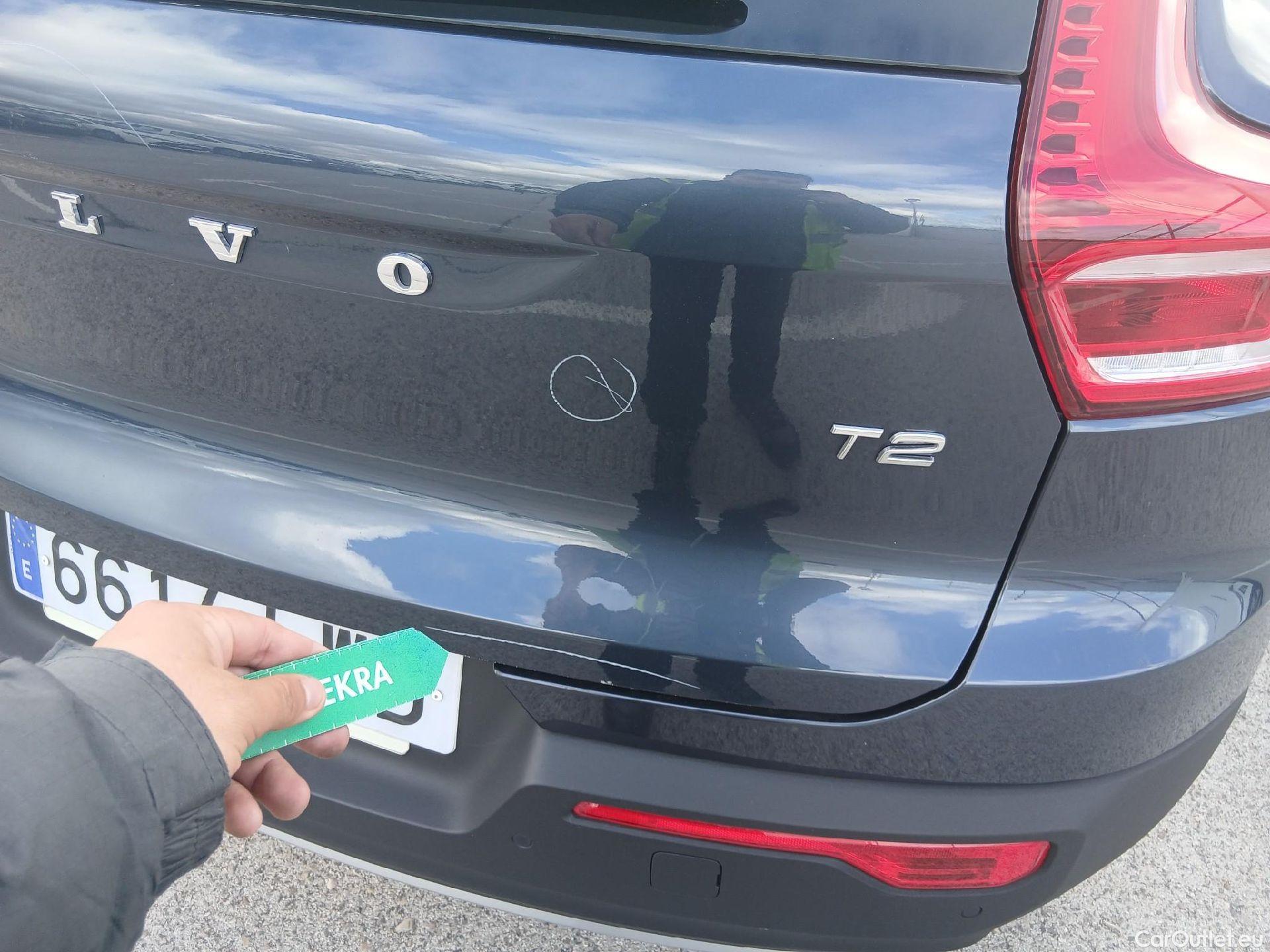  Volvo  XC 40 VOLVO XC40 / 2017 / 5P / todoterreno 1.5 T2 Momentum Pro Auto #16