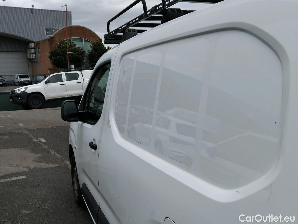  Citroen  Berlingo CITROEN  / 2018 / 3P / furgón derivado de turismo Talla M BlueHDi 100 CONTROL #28