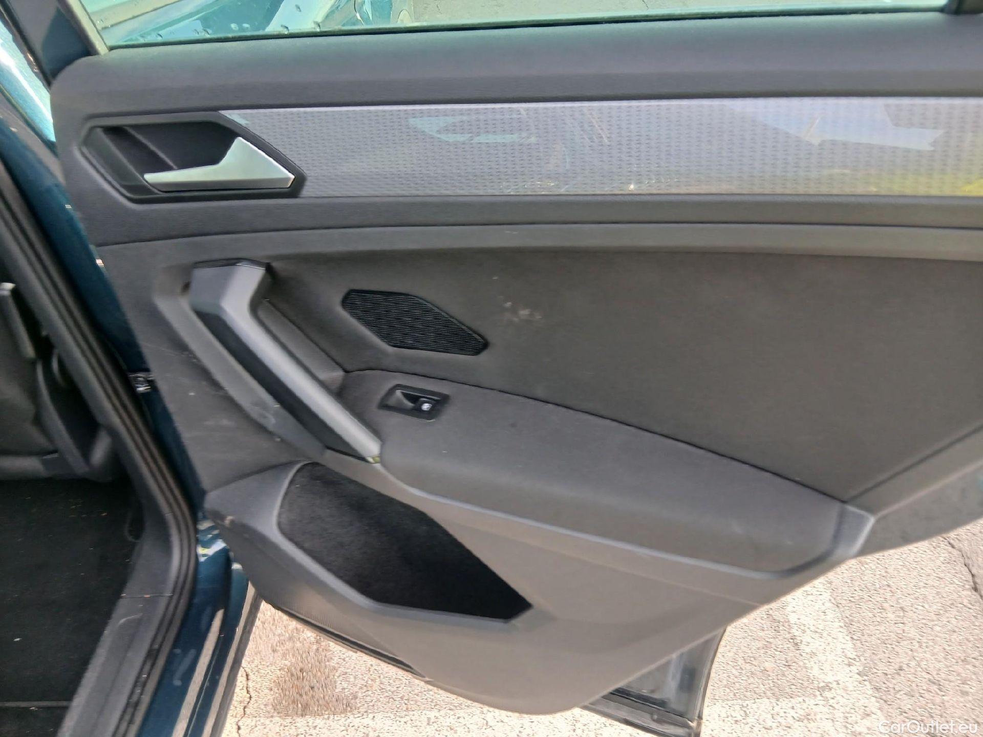  Volkswagen  Tiguan VOLKSWAGEN  / 2020 / 5P / todoterreno Life 1.4 TSI eHybrid 180kW (245CV) DSG #7