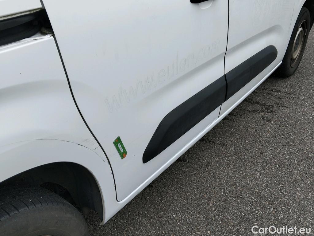  Citroen  Berlingo CITROEN  / 2018 / 3P / furgón derivado de turismo Talla M BlueHDi 100 CONTROL #46