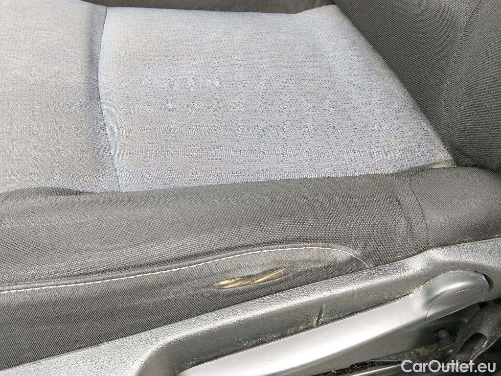  Opel  Vivaro OPEL  VU 4p 2G furgón 1.6 CDTI 115 CV Expression L2 H1 2.9t #13