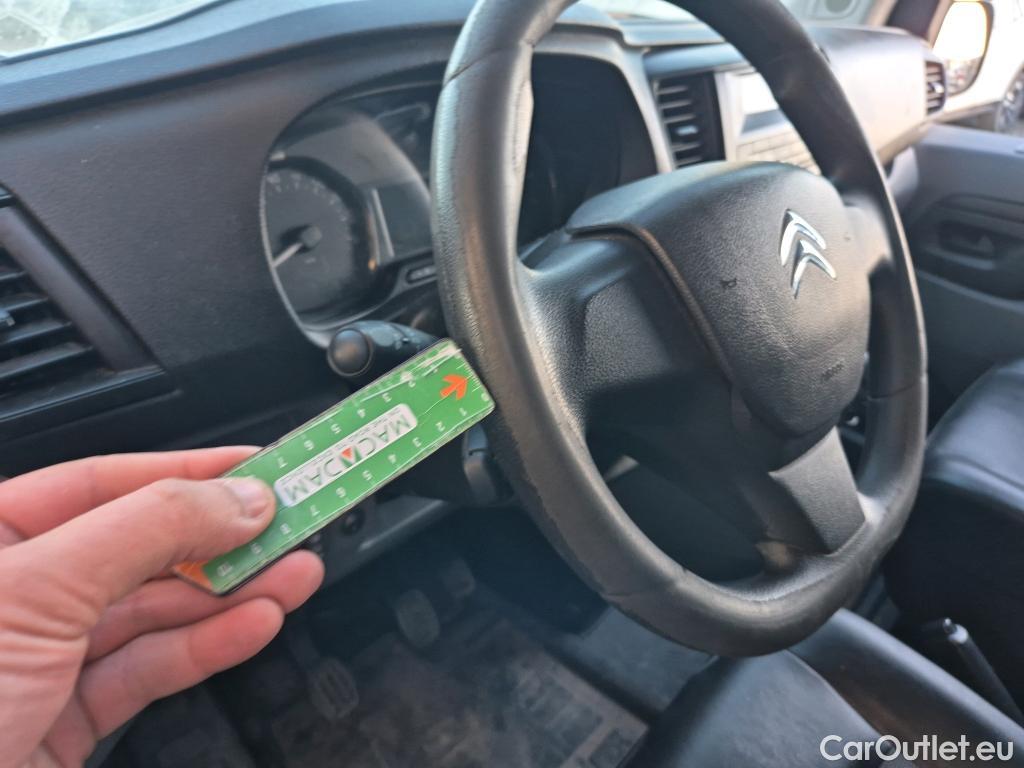  Citroen  Jumpy CITROEN  / 2016 / 4P / furgón Talla M BlueHDi 90KW (120CV) 6v Isotermo + equipo de frio #15