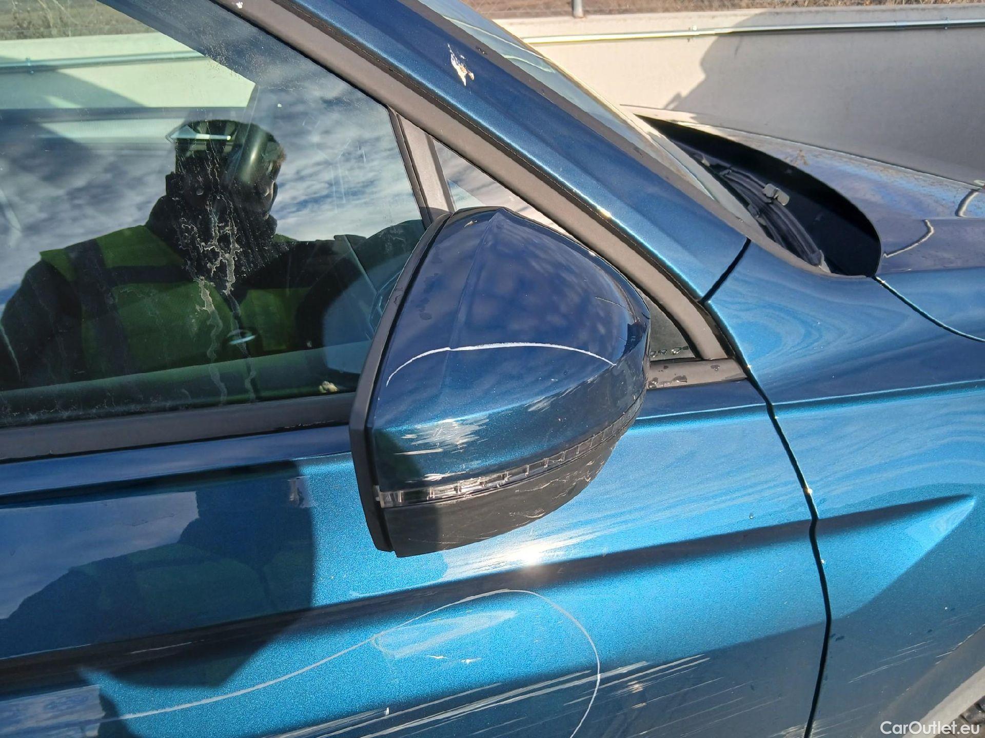  Volkswagen  Tiguan VOLKSWAGEN  / 2020 / 5P / todoterreno Life 1.4 TSI eHybrid 180kW (245CV) DSG #34