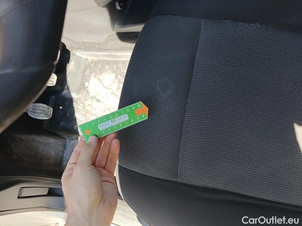  Opel  Combo OPEL  / 2018 / 3P / furgón derivado de turismo 1.5 TD 75kW (100CV) Express L H1 650kg #62