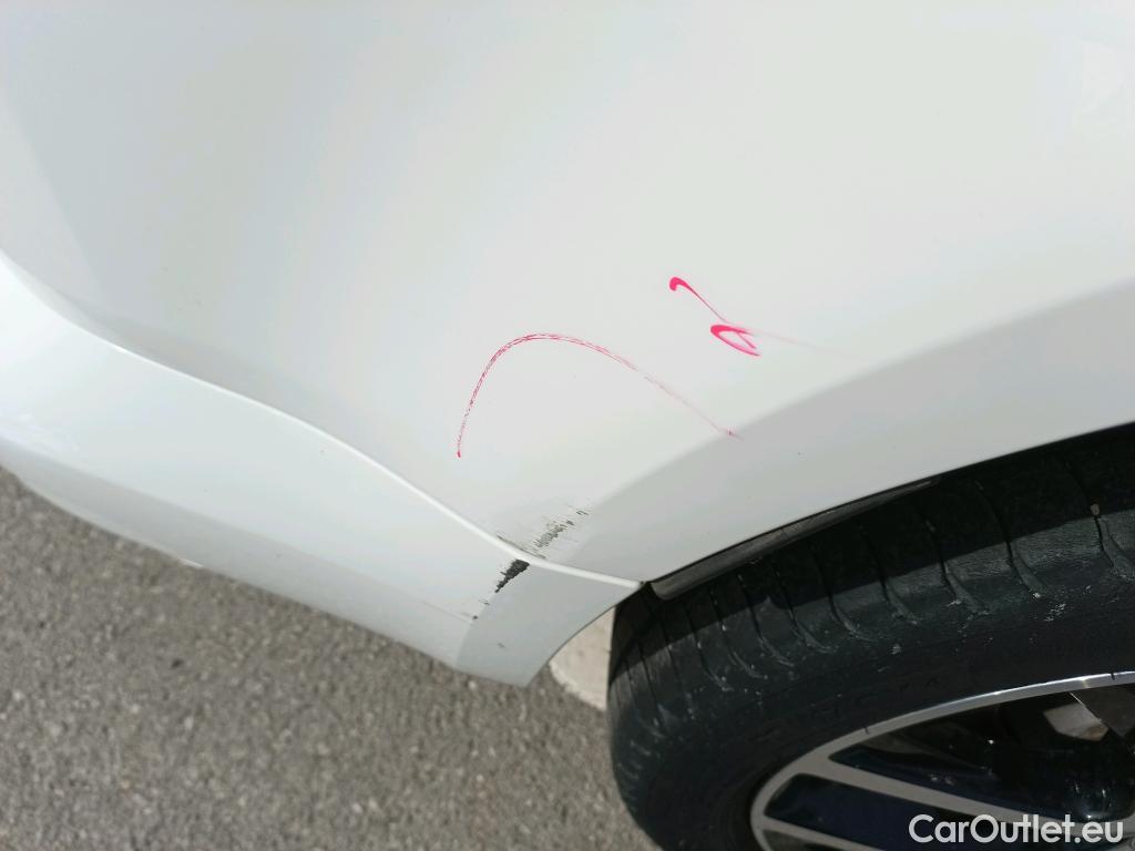  Volkswagen  Caddy VOLKSWAGEN  / 2015 / 5P / combi Outdoor 2.0 TDI 75kW (102CV) BMT DSG #4