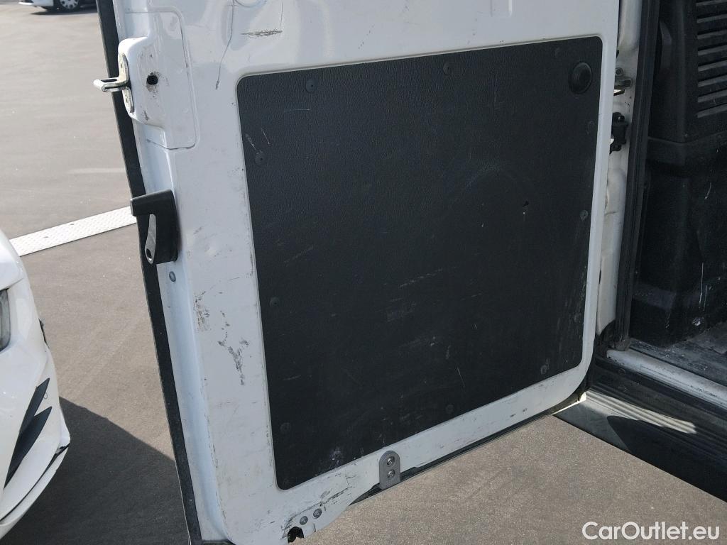  Peugeot  Boxer PEUGEOT  / 2014 / 4P / combi Combi 5/9 Pl 330 L1H1 BlueHDi 88KW (120) #7