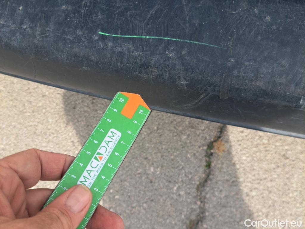  Peugeot  Partner PEUGEOT  / 2018 / 3P / furgón derivado de turismo Pro Standard 1000kg BlueHDi 73kW #46