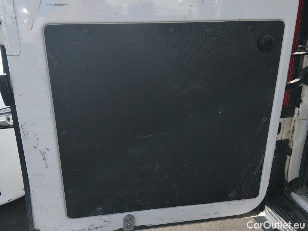  Peugeot  Boxer PEUGEOT  / 2014 / 4P / combi Combi 5/9 Pl 330 L1H1 BlueHDi 88KW (120) #15